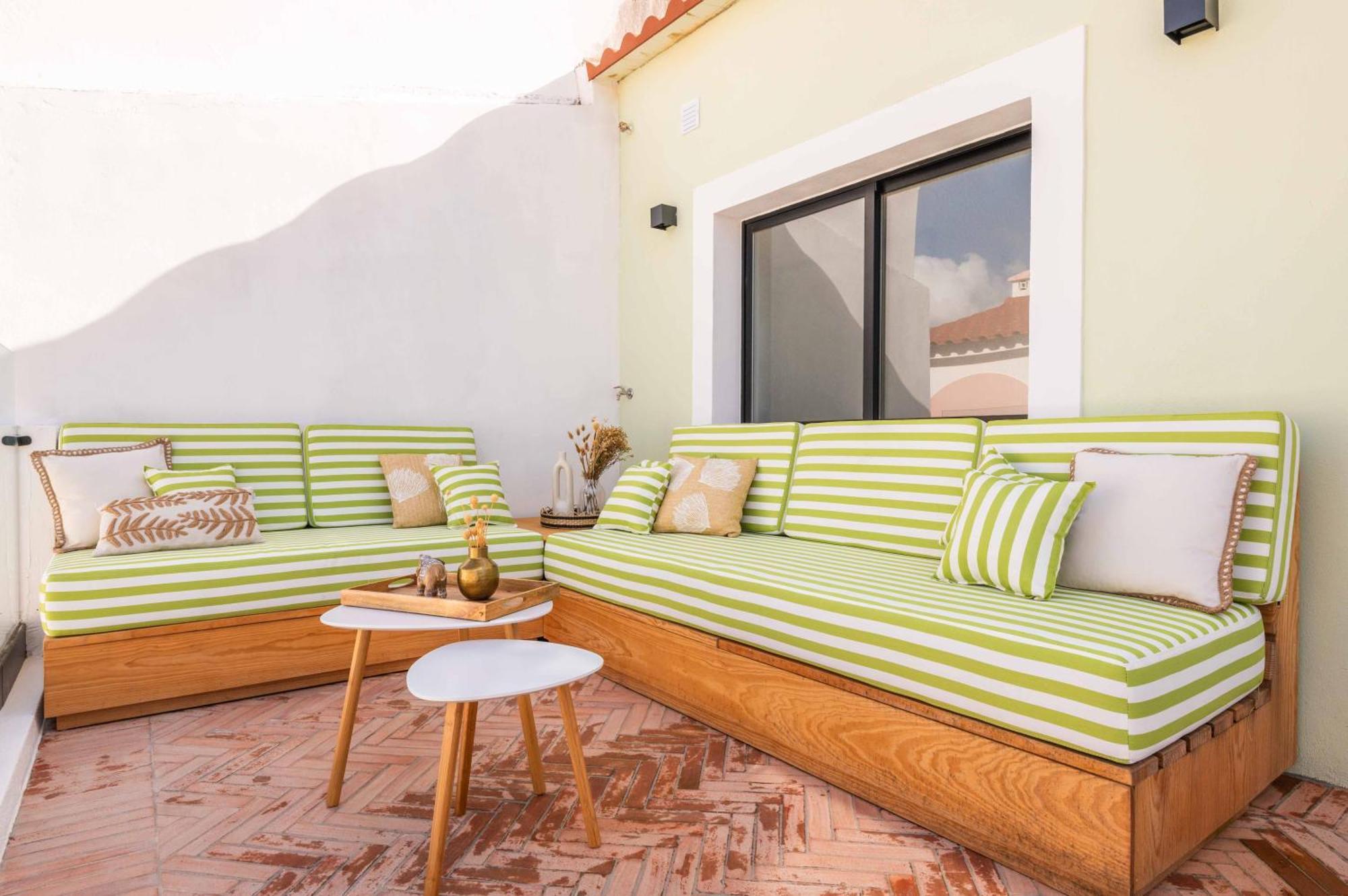 Holiday home Townhouse - Luxury, Wi-fi, Ac, 2 Mins From The