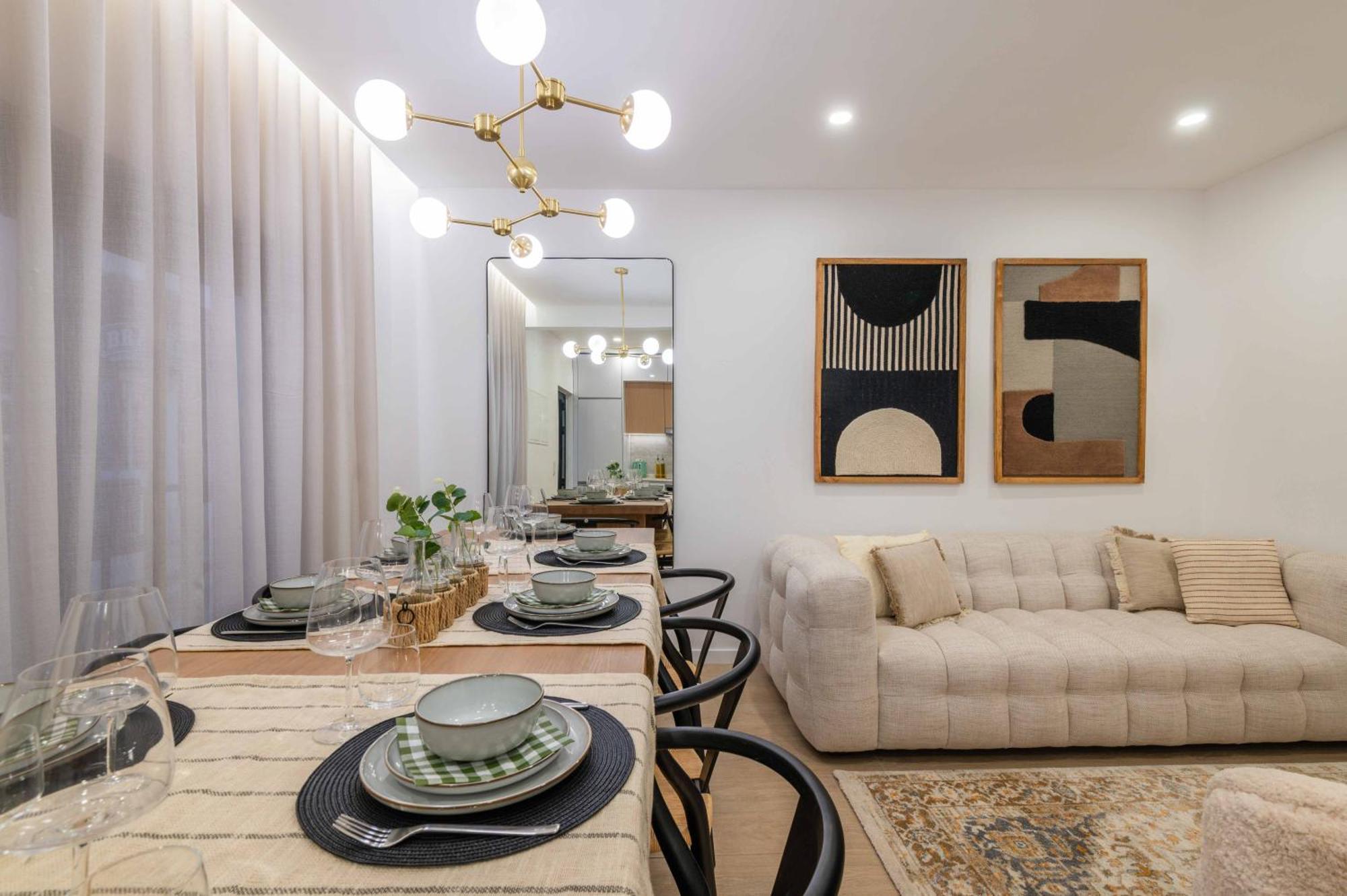 Townhouse - Luxury, Wi-fi, Ac, 2 Mins From The Armacao de Pera